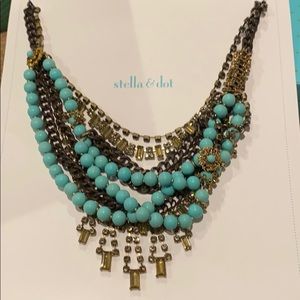 Stella & Dot fashion necklace